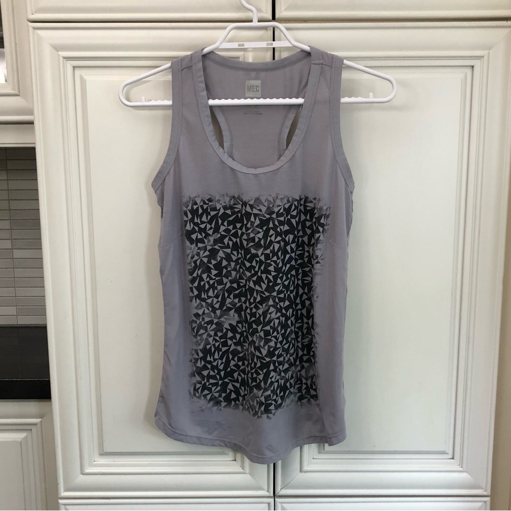 MEC slim fit women’s tank top